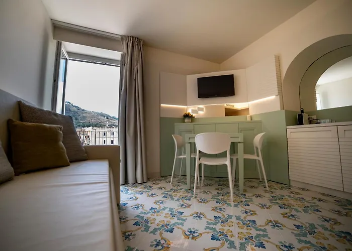 アパート Adesi 15 - De Charme トロペーア