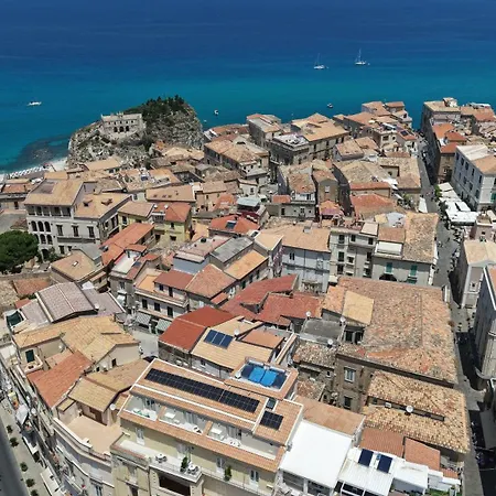 Adesi 15 - De Charme Apartament Tropea