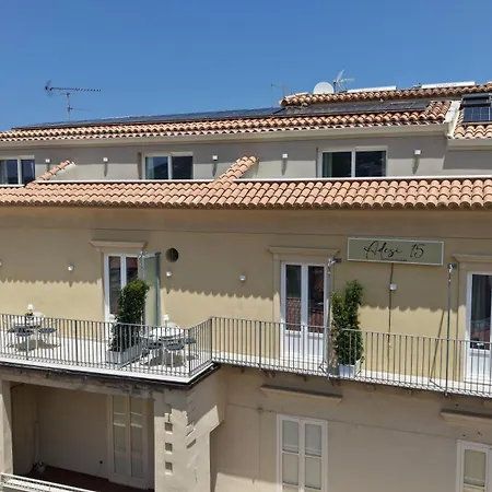 Lägenhet Adesi 15 - De Charme *