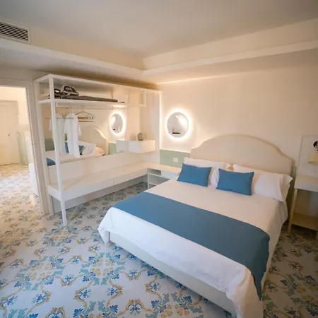 Adesi 15 - De Charme Lejlighed Tropea