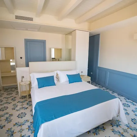 Adesi 15 - De Charme Apartament *