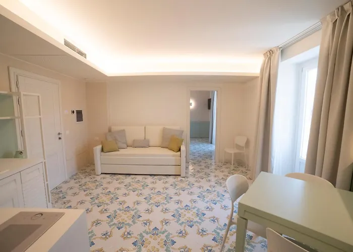 Adesi 15 - De Charme Tropea